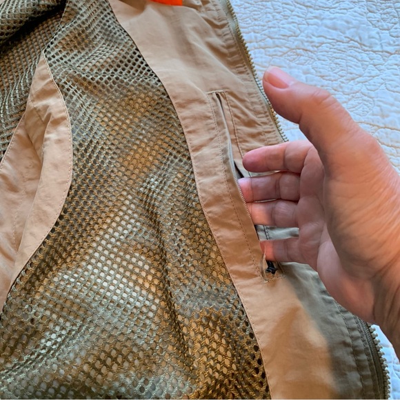 Jeep Brand Khaki Vest * Large - Picture 14 of 17